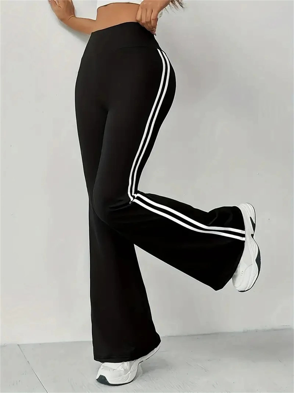 Street Chic High-Waist Flare Trousers — Women's Slim Fit Pants