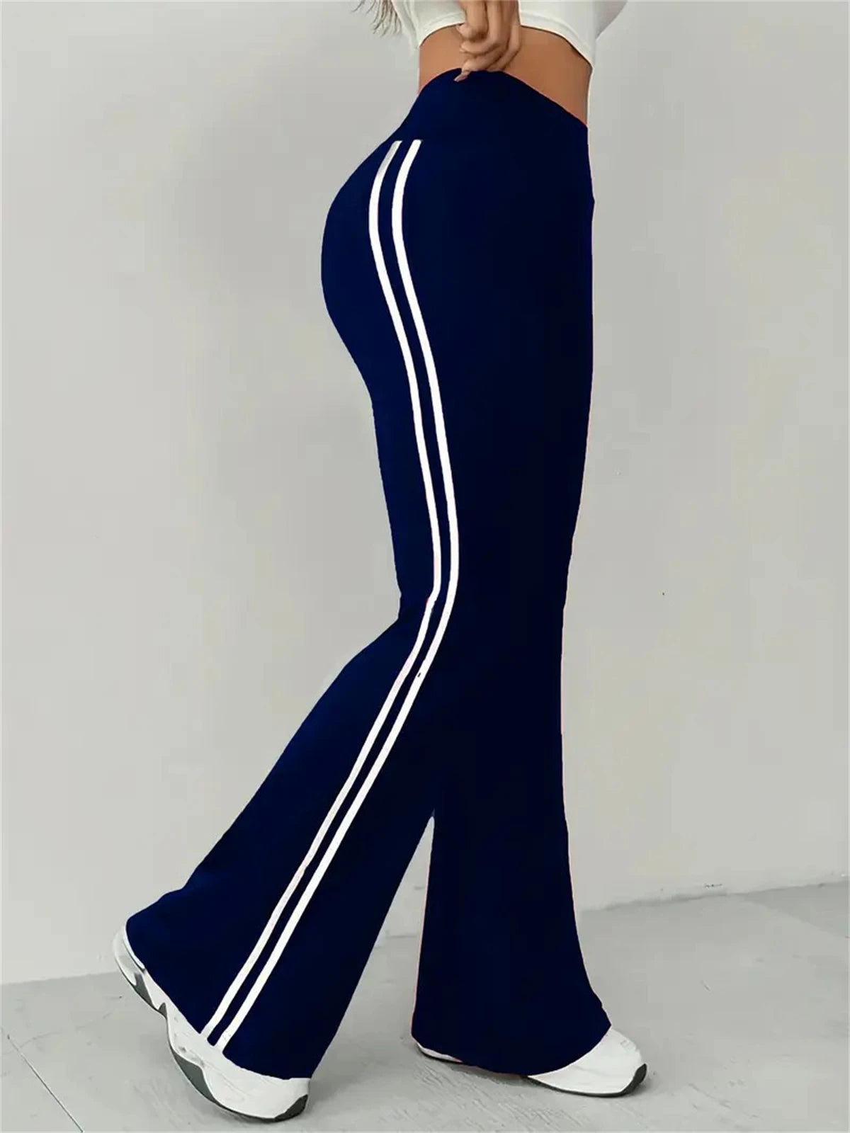 Street Chic High-Waist Flare Trousers — Women's Slim Fit Pants