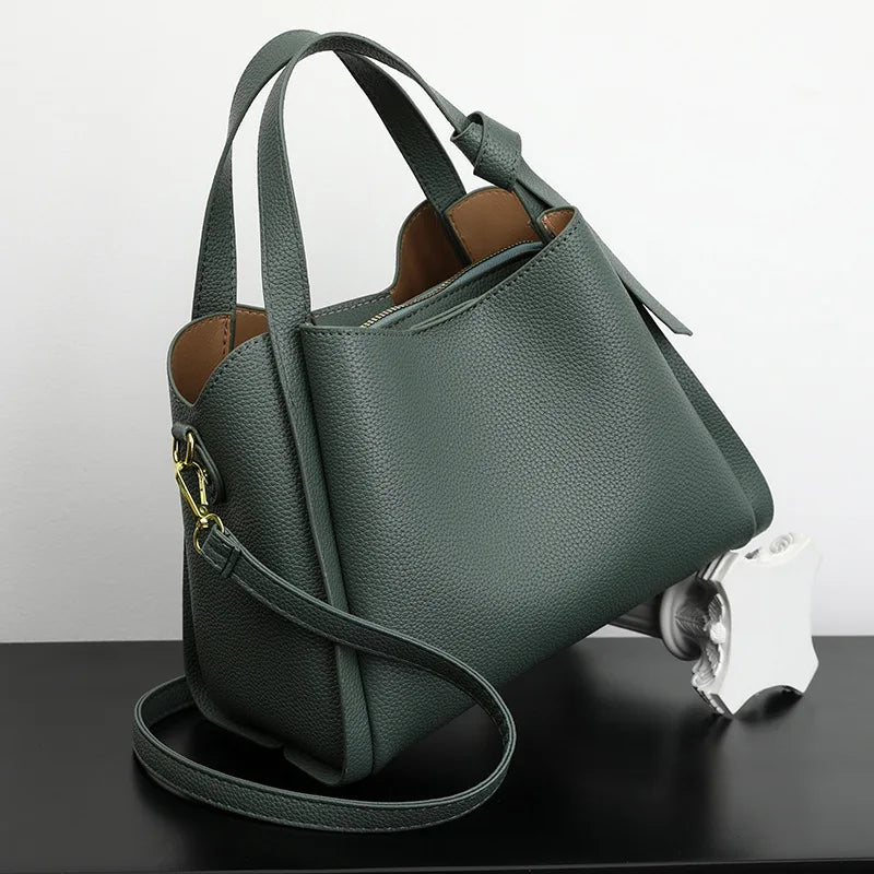 Luxury Handbags Retro Fashion Simple New Large Capacity Bucket Bag