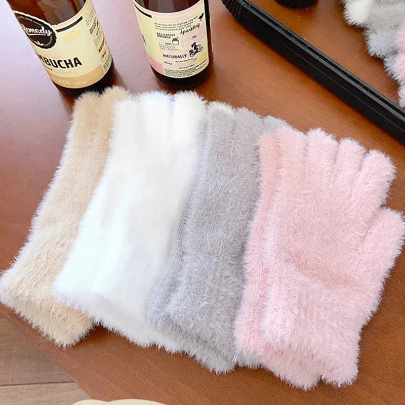 Plush Mink Velvet Winter Gloves — Women's Warm Cold-Proof Mittens