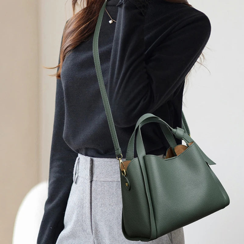 Luxury Handbags Retro Fashion Simple New Large Capacity Bucket Bag
