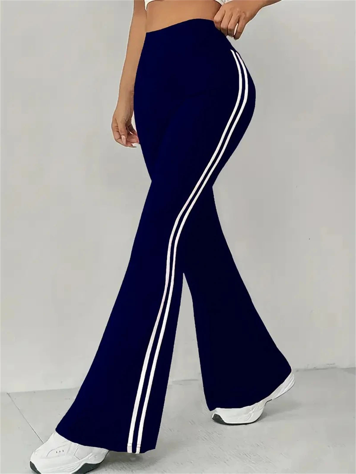 Street Chic High-Waist Flare Trousers — Women's Slim Fit Pants